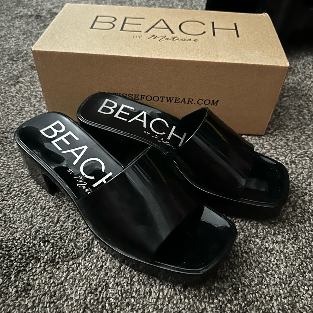 Beach by Matisse Black Heels